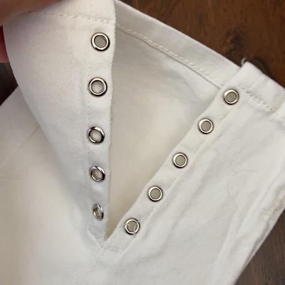 Suzanne Betro white pants in size 10 - Picture 9 of 14